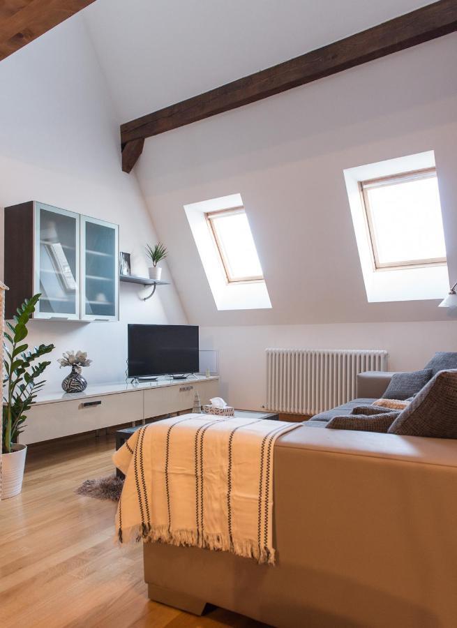 Ferienwohnung Comfy Loft On Hlavna Košice Exterior foto