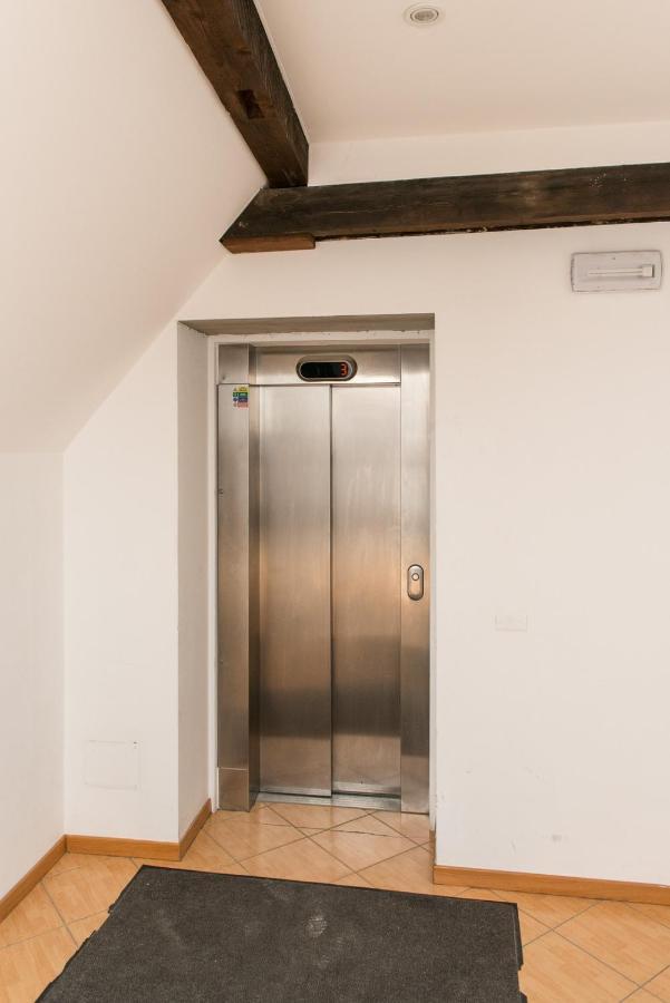 Ferienwohnung Comfy Loft On Hlavna Košice Exterior foto